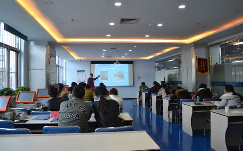 潔希亞洗衣，開干洗店利潤大嗎