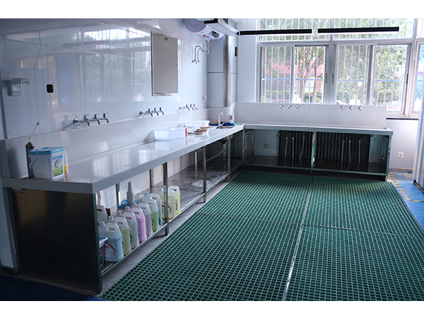 潔希亞干洗店加盟成本要多少? 潔希亞干洗店加盟成本要多少?