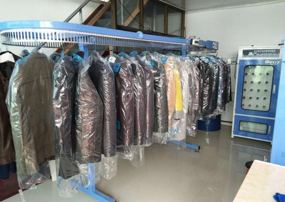 加盟開(kāi)洗衣店準(zhǔn)備資金多嗎 品牌實(shí)力搶占商機(jī)