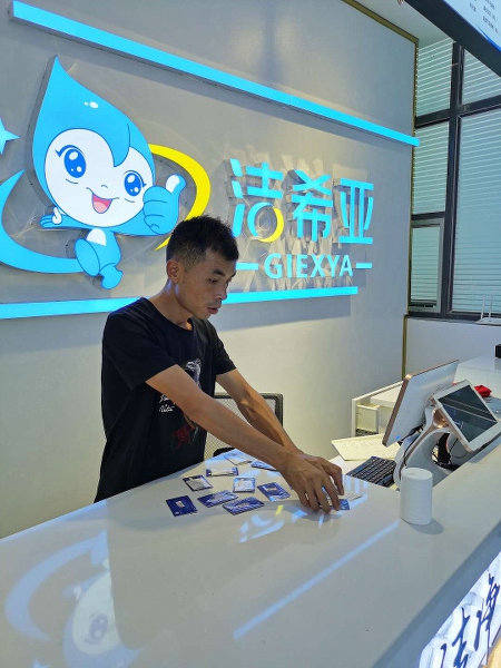 干洗店設備在哪里買 潔希亞有自己的設備工廠